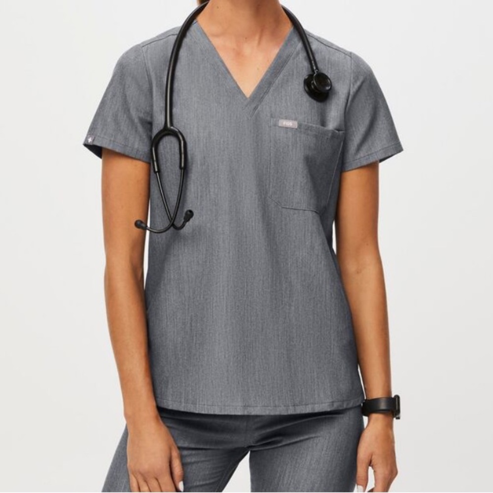 Figs Catarina One Pocket Scrub Top Graphtie Large